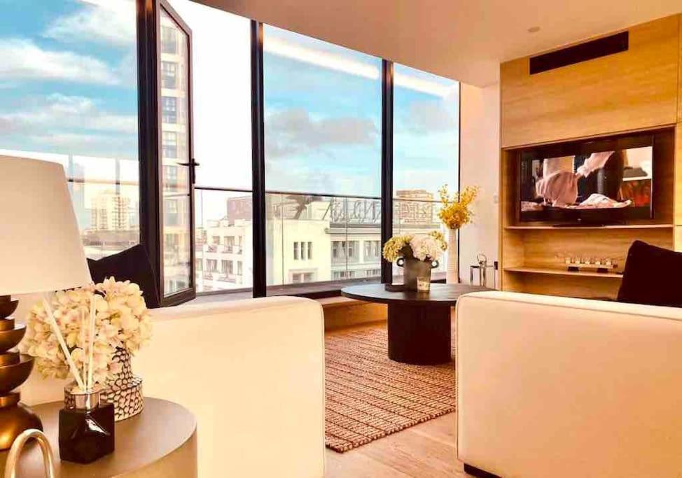 Large 3 Bed 3 Bathrooms Penthouse With Terrace And City Views In London Exterior photo