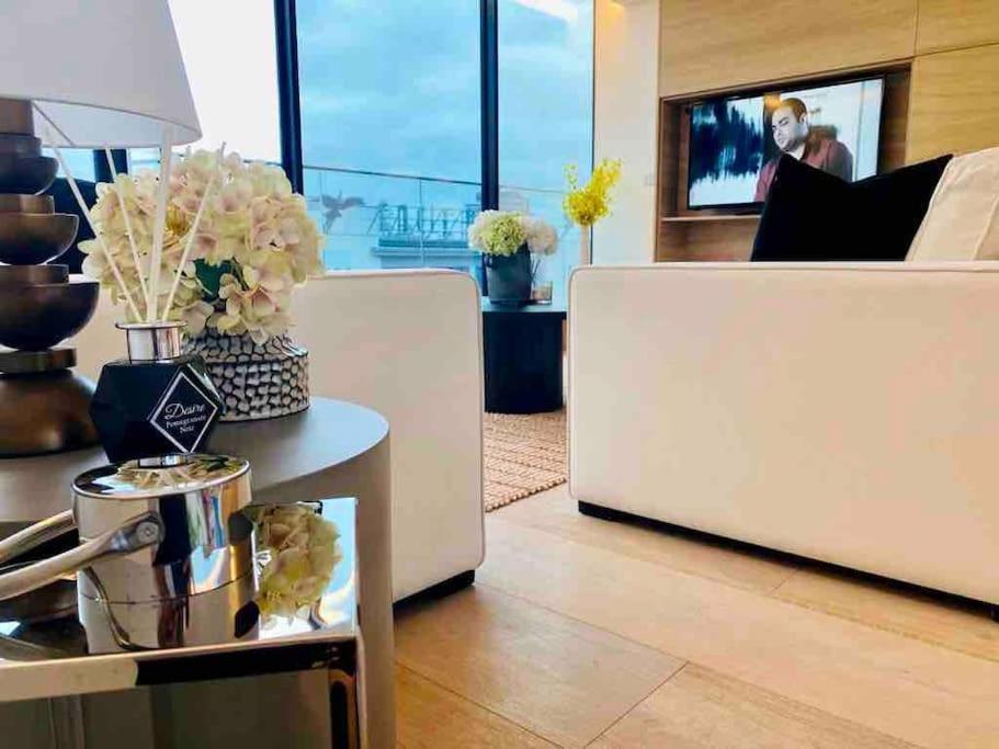 Large 3 Bed 3 Bathrooms Penthouse With Terrace And City Views In London Exterior photo